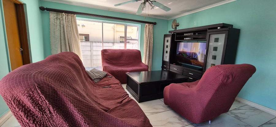 4 Bedroom Property for Sale in Parklands Western Cape